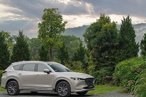 Mazda CX-8 2026: Giá xe lăn bánh và đánh giá chi tiết SUV 7 chỗ từ 899 triệu đồng