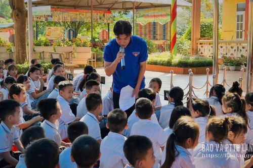 'Ánh mắt trẻ thơ' - dự án vì cộng đồng
