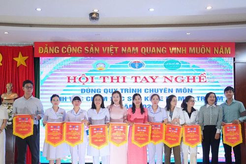 Gần 80 cán bộ, nhân viên y tế tham gia hội thi tay nghề chuyên môn