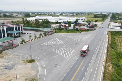 Bến xe khách Nam Vinh chính thức được đưa vào khai thác sau nhiều năm 'nằm chờ'