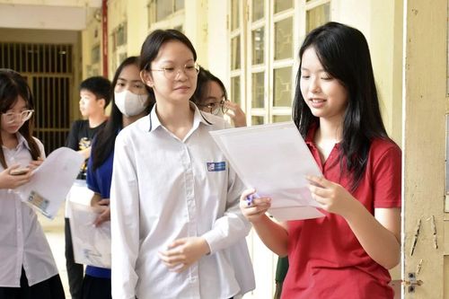 Giáo viên 'bật mí' cách làm bài thi tốt nghiệp đạt điểm cao