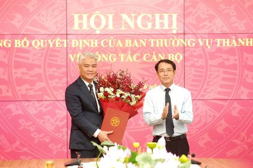Đồng chí Phạm Quang Hưng giữ chức Phó Chánh Văn phòng Thành ủy Hà Nội