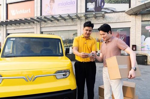 Chủ xe nói về EC Van: Không ghì côn, không ép số, chạy hàng mỗi ngày đỡ mệt hơn, tiền đầy túi hơn