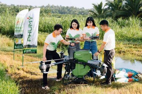 DPM liên tiếp được vinh danh tại AGM Awards 2026, VIX50 và VIE50