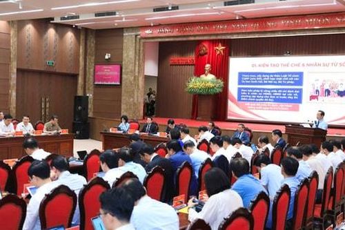 Hà Nội: Đẩy mạnh phân cấp, phân quyền để tạo động lực tăng trưởng mới