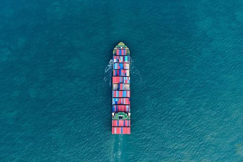 Mỹ tắt GPS giữa đại dương, tàu Trung Quốc lạc trôi 33 ngày trên biển