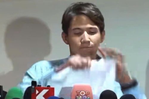 Clip thiếu gia Singha xé 'hợp đồng bịt miệng' viral khắp MXH