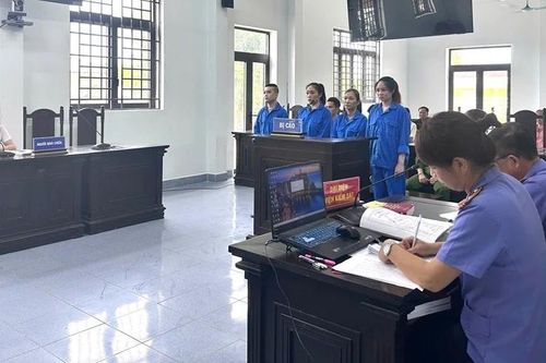 Nhóm đối tượng rửa tiền xuyên biên giới lĩnh hơn 37 năm tù