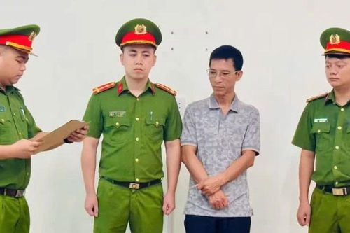 Bắt 3 cựu cán bộ thuế tỉnh Lào Cai
