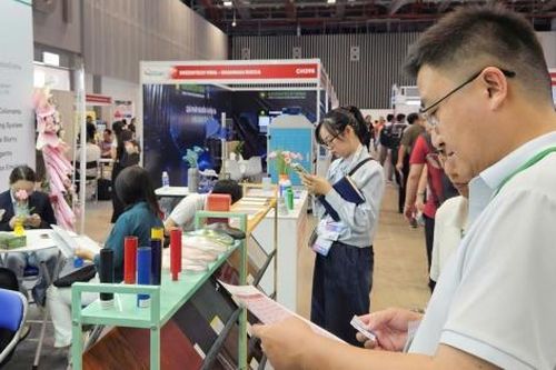 Đẩy mạnh ứng dụng AI và dữ liệu trong phát triển ngành hóa chất