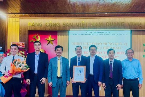 Bệnh viện Đa khoa khu vực miền núi phía Bắc Quảng Nam đón nhận Chứng nhận Vàng của Hội Đột quỵ thế giới