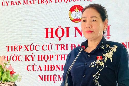Phó Chủ tịch HĐND tỉnh Huỳnh Thúy Vân tiếp xúc cử tri xã Canh Liên