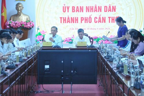 Cần Thơ tháo gỡ những điểm nghẽn về hạ tầng, cơ chế, công nghệ trong xử lý rác thải