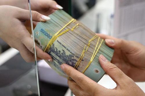 Dòng vốn vẫn chảy vào bất động sản, nhưng ngân hàng đang chọn lọc hơn