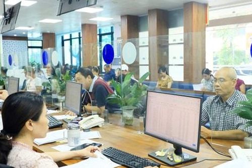 Tiếp tục đổi mới tư duy quản trị
