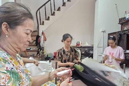 Xã Phú Xuyên: Giữ nghề đan lưới truyền thống, thúc đẩy phát triển kinh tế