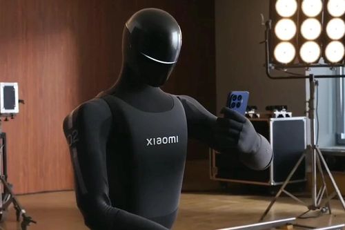 [GALLERY] Robot Xiaomi tự chụp ảnh bằng 17T Pro khiến khán giả trầm trồ
