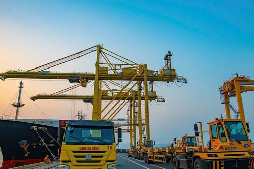 Khởi sắc thu hút đầu tư