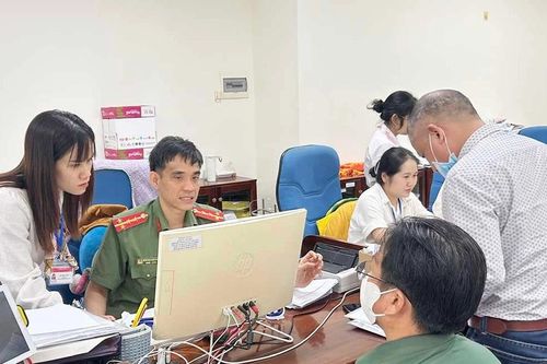 Đẩy mạnh cải cách, nâng cao hiệu quả công tác tư pháp - hộ tịch