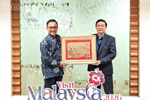 Đoàn công tác tỉnh Khánh Hòa thăm và làm việc với Cục Xúc tiến du lịch Malaysia