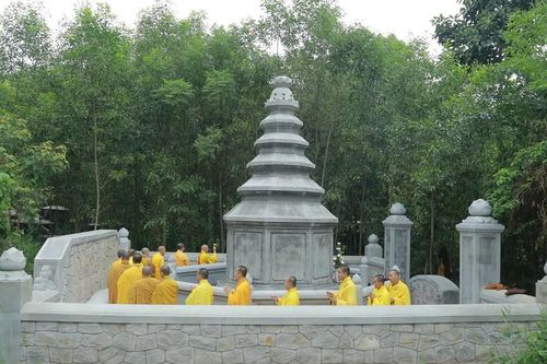 Trùng tu tháp Từ Giác của Nội viện thần Tăng Bích Phong Việt lão và ngôi tổ đình hơn 300 năm tại cố đô Huế