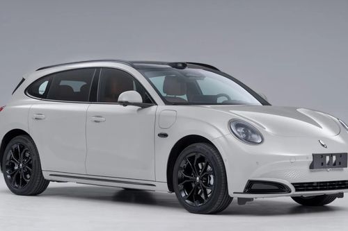 Mẫu xe Trung Quốc trông như bản lai giữa Volkswagen và Porsche