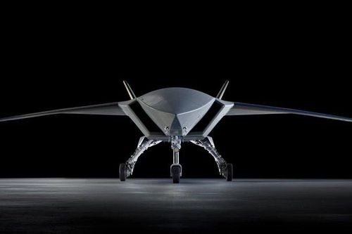 Boeing tung 'quái vật không người lái' mới mang tên lửa diệt tiêm kích
