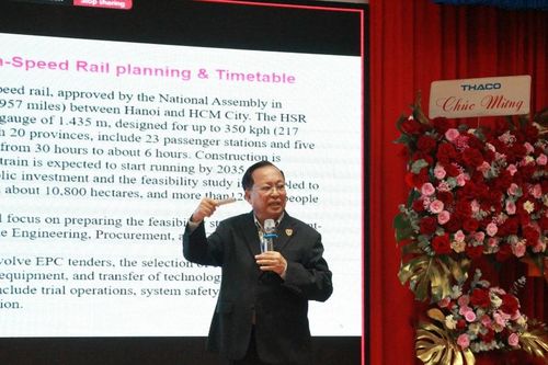 Đặt trọng tâm đào tạo nhân lực để phát triển đường sắt hiện đại