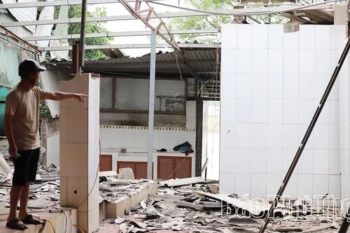 Xây dựng công trình khẩn cấp sau sự cố sụt lún, sạt lở kè Hà Thạch
