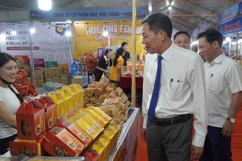 240 gian hàng tham gia Hội chợ Thương mại Festival Huế năm 2026