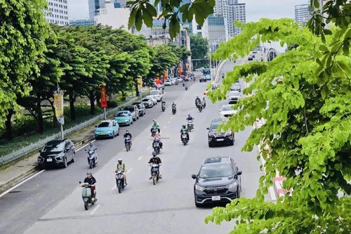 Chủ tịch Hà Nội lý giải việc thu hẹp đối tượng được hỗ trợ chuyển đổi sang xe điện