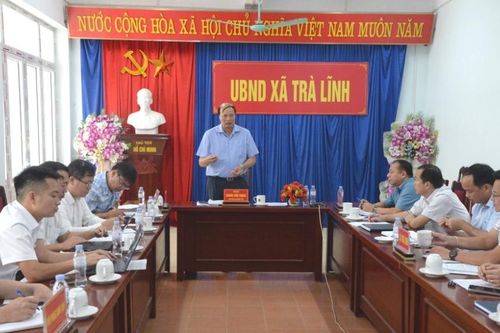 Phó Chủ tịch UBND tỉnh Hoàng Văn Thạch kiểm tra tiến độ thi công dự án cao tốc Đồng Đăng - Trà Lĩnh