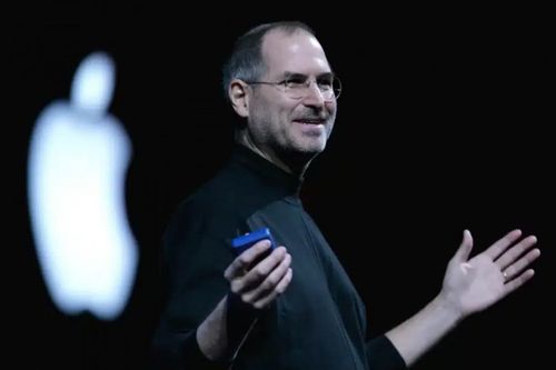 Không biết Steve Jobs là ai, thí sinh có làm được bài thi môn Ngữ văn?