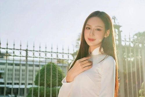 Bảo Ngọc chinh phục khán giả bằng nhan sắc và tri thức