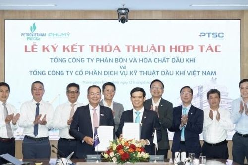 [VIDEO] PVFCCo và PTSC ký kết Thỏa thuận Hợp tác Chiến lược, tăng cường liên kết trong hệ sinh thái Petrovietnam