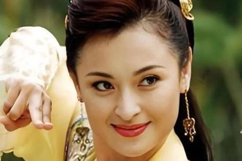 Đời tư kín tiếng của mỹ nhân gợi cảm bậc nhất 'Thiên long bát bộ', U60 nhan sắc đẹp bất chấp thời gian