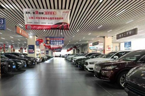Giá xe chạy xăng tại Trung Quốc bất ngờ lao dốc chưa từng thấy