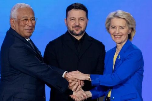 EU đạt thỏa thuận 'mở khóa' đàm phán gia nhập cho Ukraine và Moldova