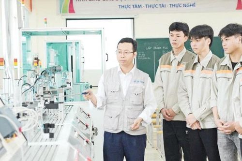 Bắc Ninh Phát triển nhân lực chất lượng cao đáp ứng tiêu chuẩn toàn cầu