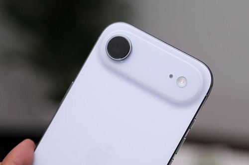 iPhone Air giảm giá mạnh nhất dòng iPhone 2025 tại Việt Nam