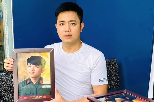 Nghe cha kể chuyện chiến trường, con phục chế ảnh liệt sỹ cho hàng trăm gia đình