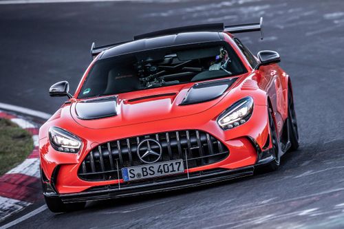Mercedes-AMG đặt mục tiêu doanh số toàn cầu 200.000 xe