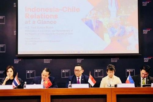 Giới thiệu Cộng đồng ASEAN và quan hệ Việt Nam-Chile tại Thủ đô Santiago