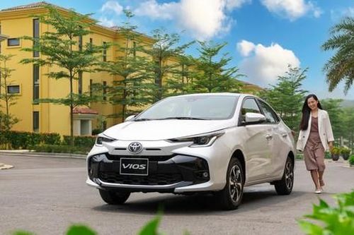 Toyota Vios giữ vững ngôi vương phân khúc, dù giảm doanh số
