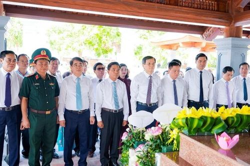 Tổ chức trọng thể lễ kỷ niệm 130 năm Ngày sinh đồng chí Hồ Tùng Mậu