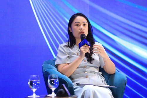 Những yếu tố nào giúp nâng chất thị trường chứng khoán và thu hút vốn dài hạn?