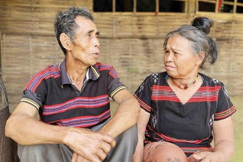 Người 'giữ lửa' văn hóa Pa Hy
