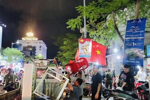 Đường thông, hè thoáng và bài toán sinh kế của người dân