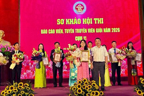 Kết nối ý Đảng với lòng dân