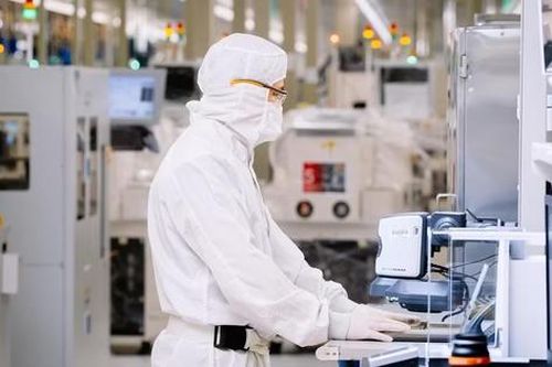 Intel nâng tổng vốn đầu tư tại Việt Nam lên 4,1 tỷ USD